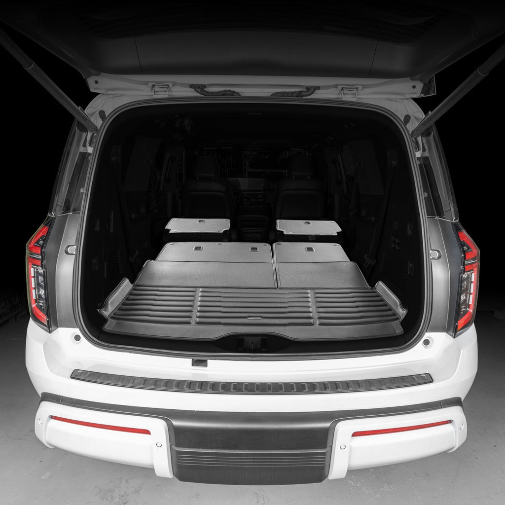 Infiniti QX80 7-Seater with Small Rear Console